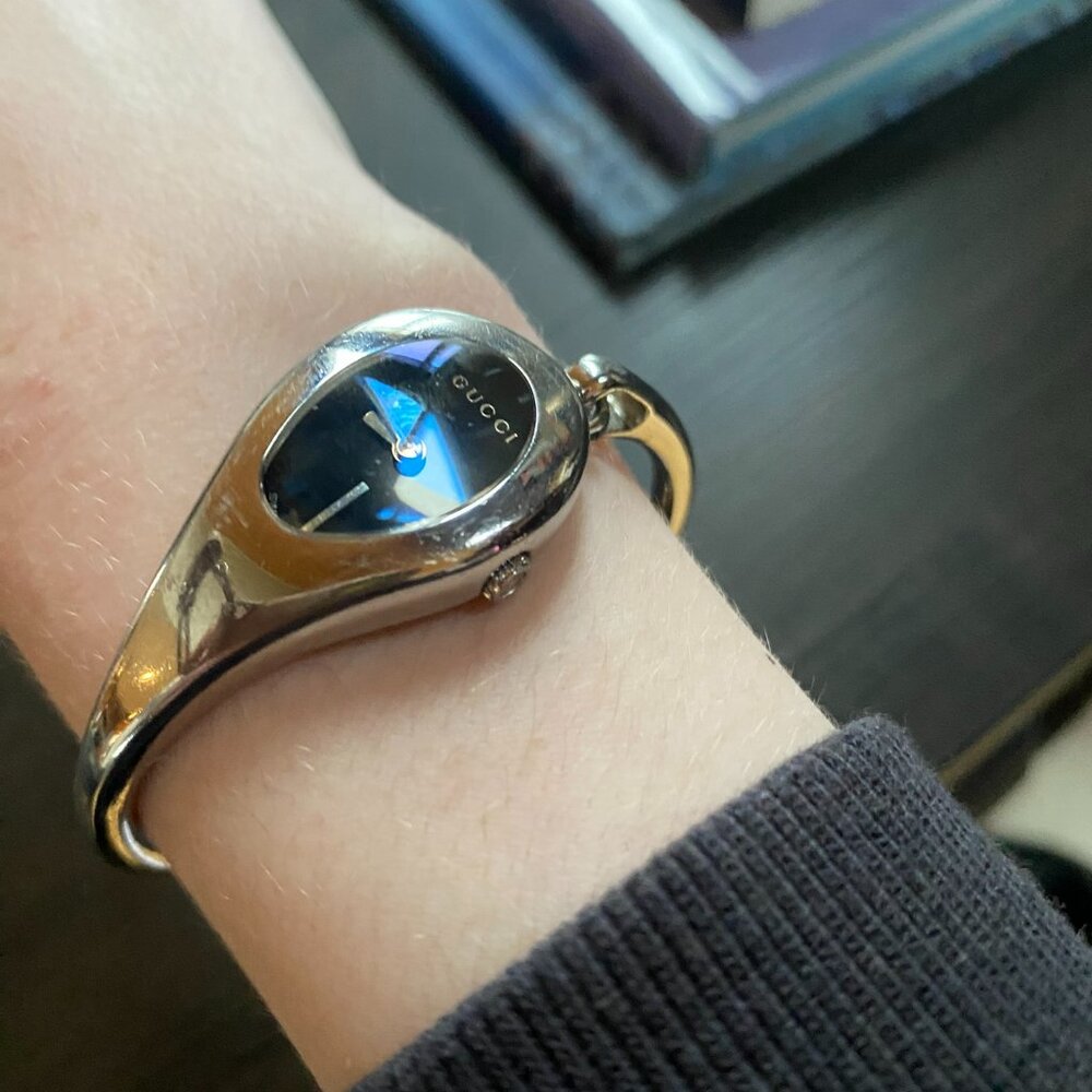 🕒 Gucci Horsebit 103 sliver metal Ladies Watch Regular size 🕒